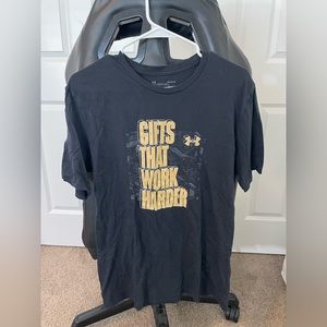 Under Armour Holiday Special Loose Fit Heatgear T-Shirt